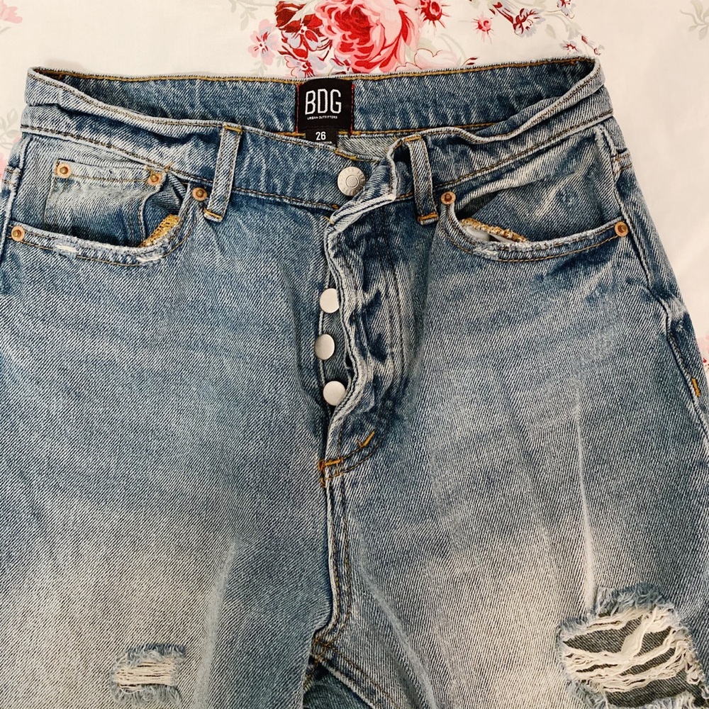 Ripped high waist cropped jeans